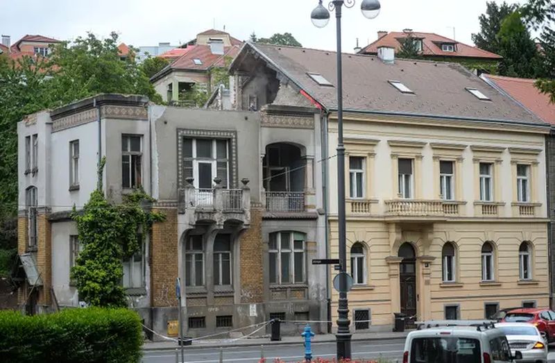 Vila Peroš, Ribnjak 46 A
